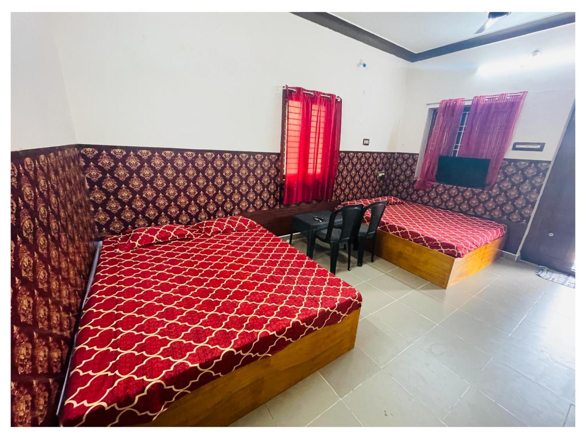 Thirunallar S A Residency *