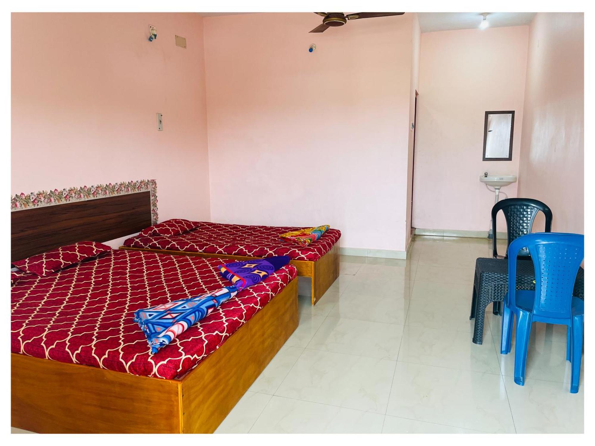 Thirunallar S A Residency *
