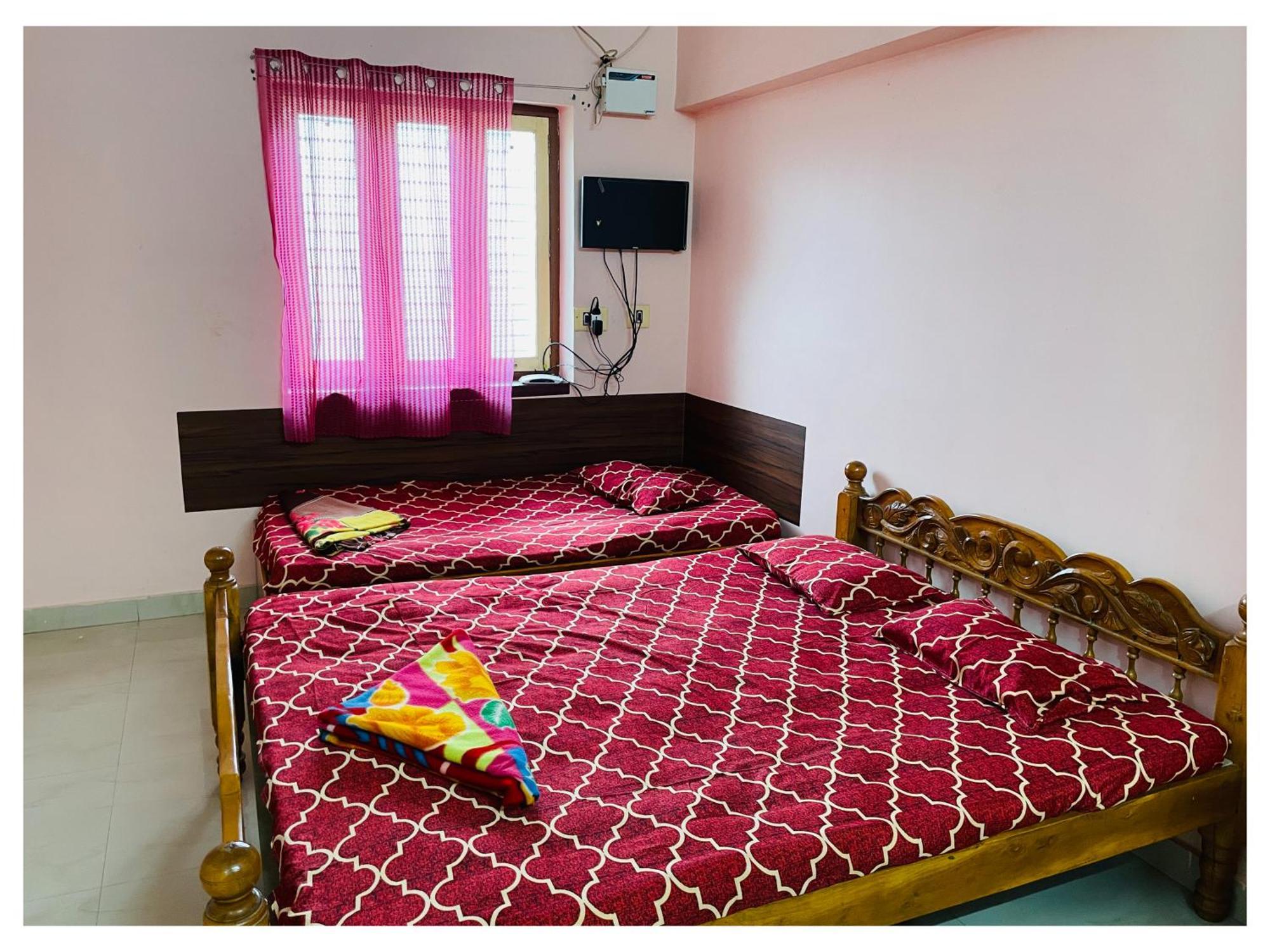 Thirunallar S A Residency *